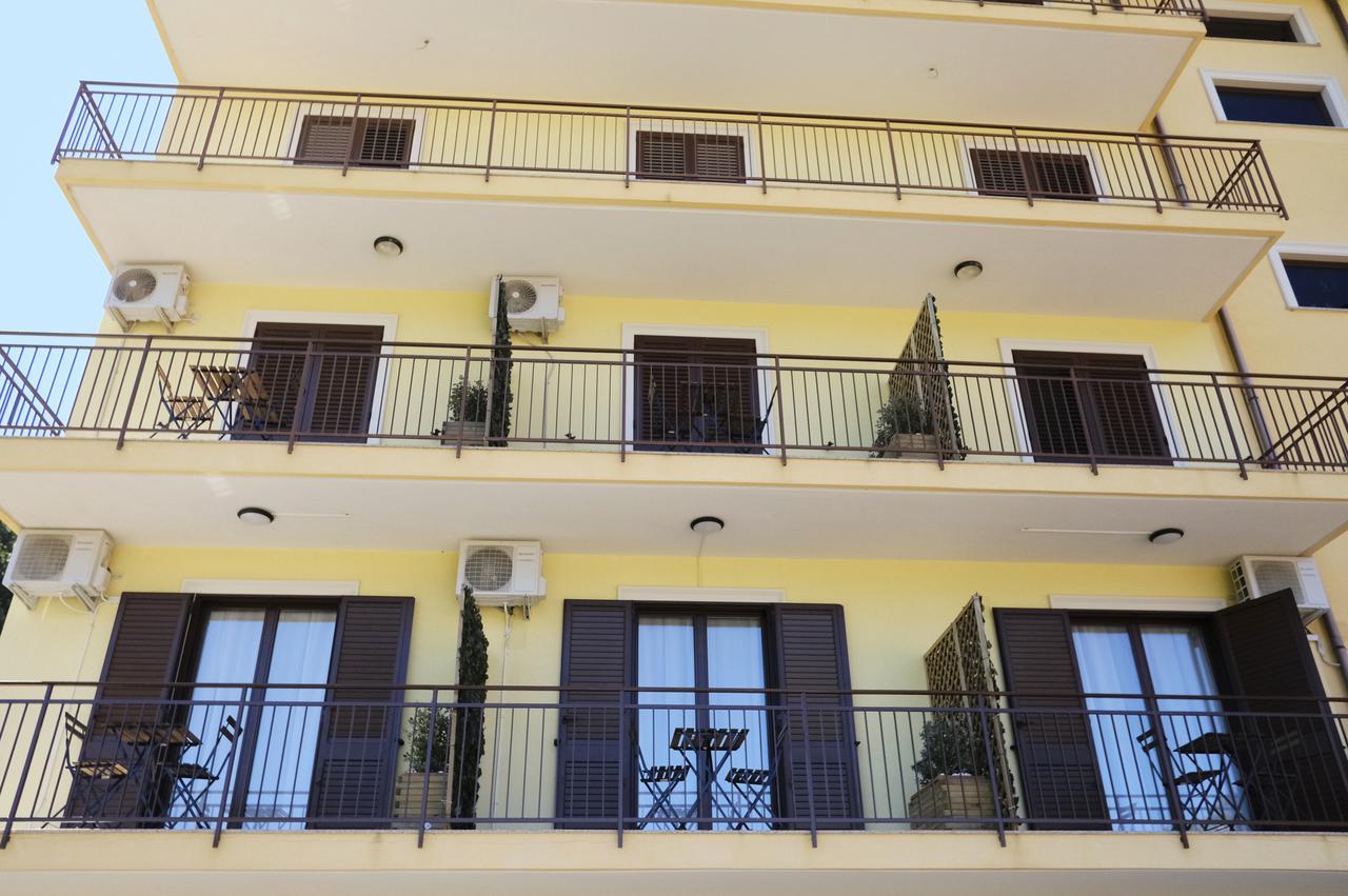 Sikania Casa Diamond Messina Exterior foto